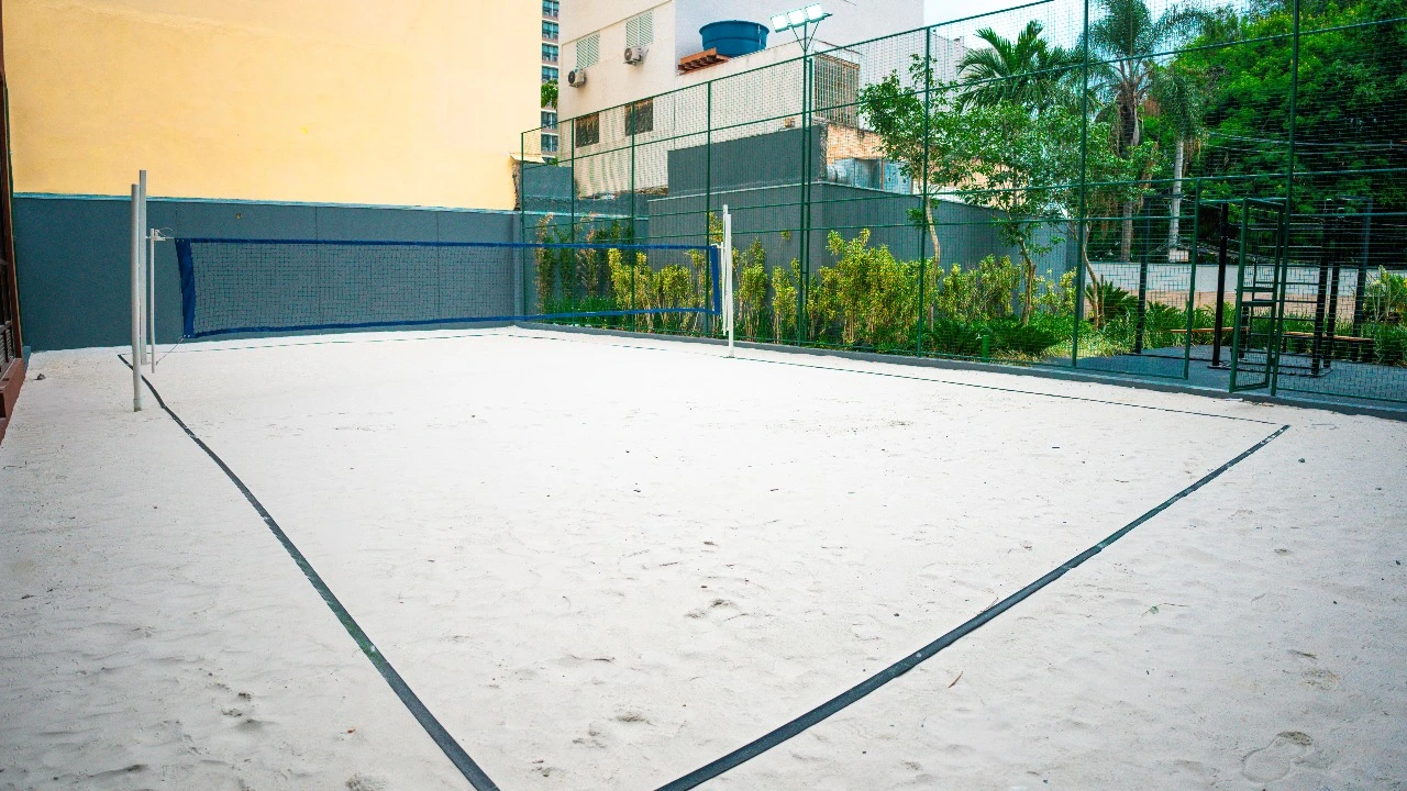 praca-omaguas-pinheiros-quadra-recreativa-de-areia