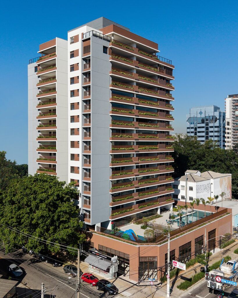 Praca Omaguas Pinheiros Vista Completa Da Torre Com Terraco De Lazer