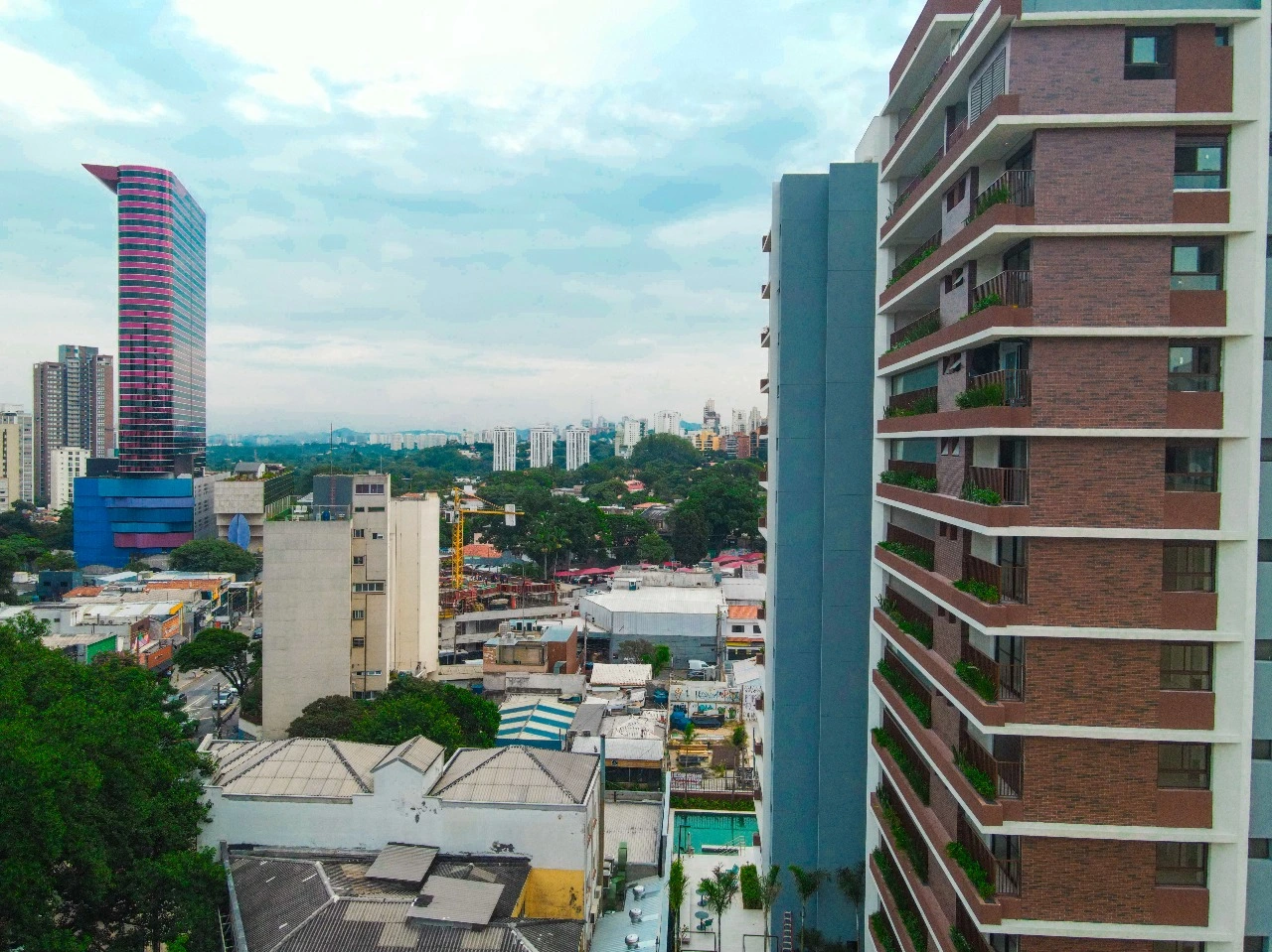praca-omaguas-pinheiros-vista-panoramica-do-bairro-pinheiros