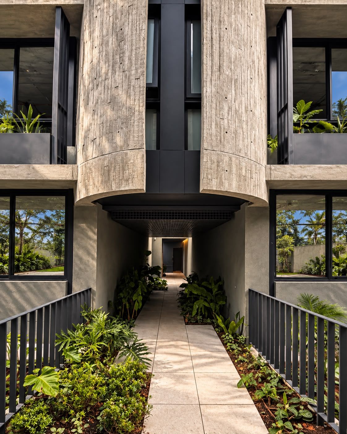relva-alto-de-pinheiros-acesso-de-pedestres-entre-casas-com-jardim