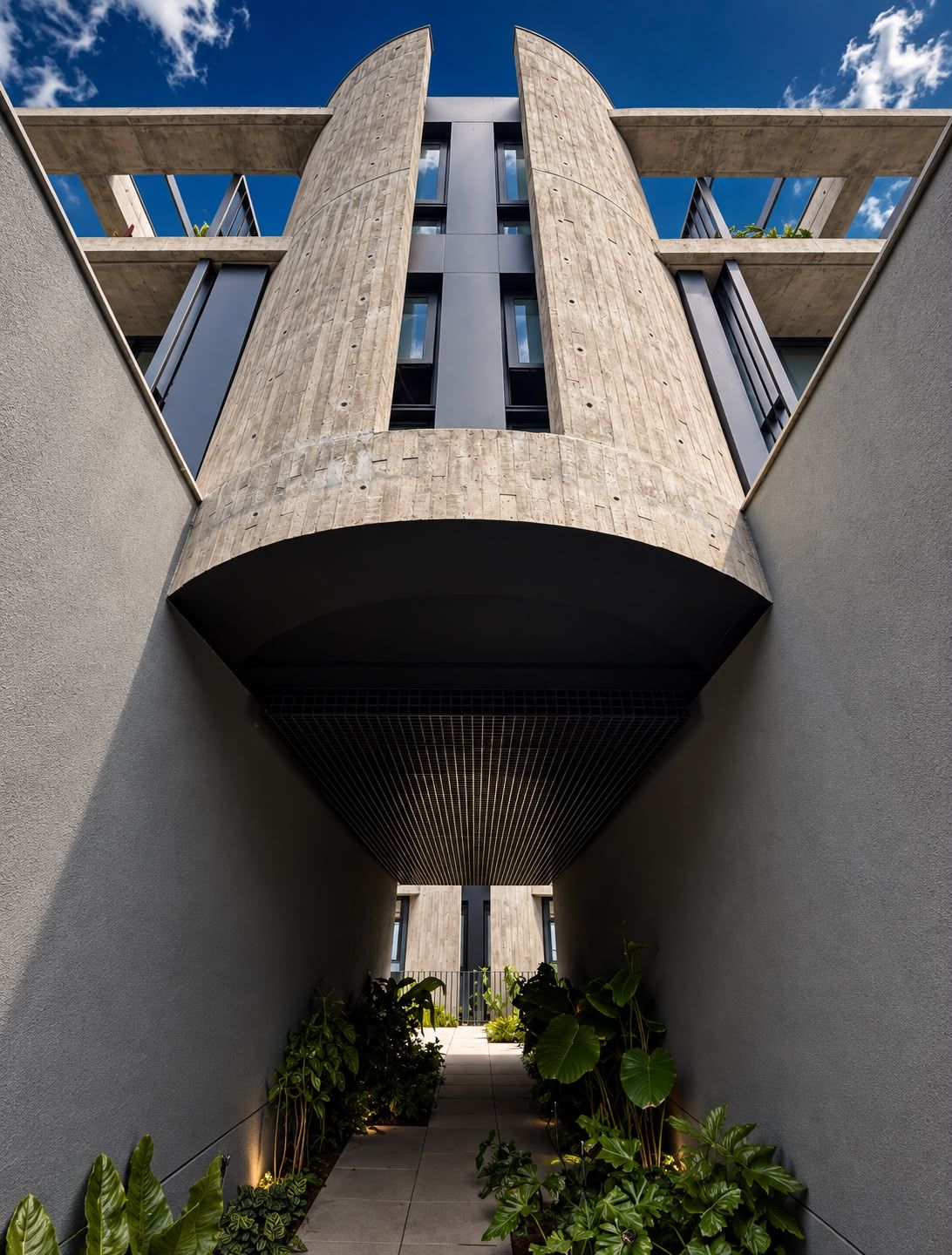 relva-alto-de-pinheiros-portico-de-acesso-a-alameda
