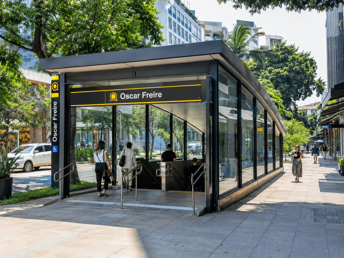 Estação Oscar Freire Da Linha 4-Amarela Do Metrô, No Jardins