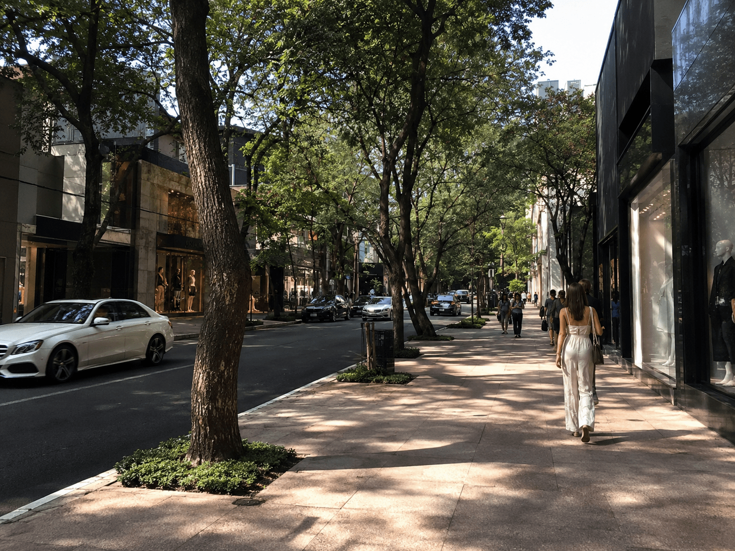 Rua Oscar Freire Com Lojas De Grife No Bairro Jardins, Em São Paulo