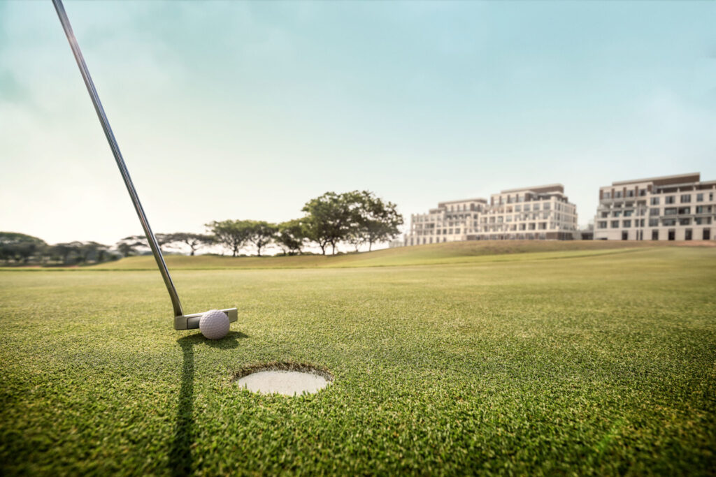 Fachada Das Residências De Golfe No Boa Vista Village Com Paisagismo Elegante
