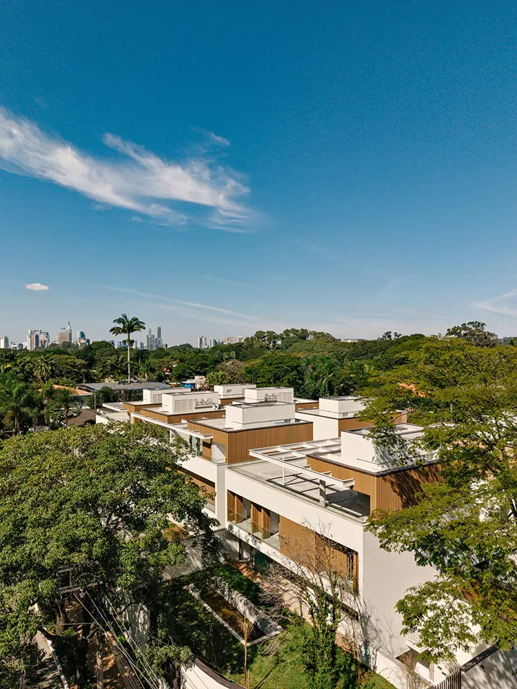 Kiná Alto de Pinheiros, vista aérea do condomínio e do bairro, curadoria iApartamentos, Alto de Pinheiros